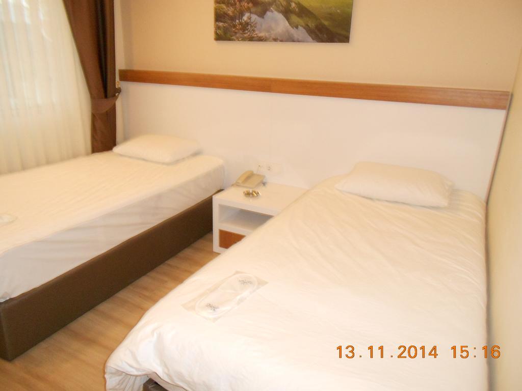 Sultandağı Yasar Hotel חדר תמונה